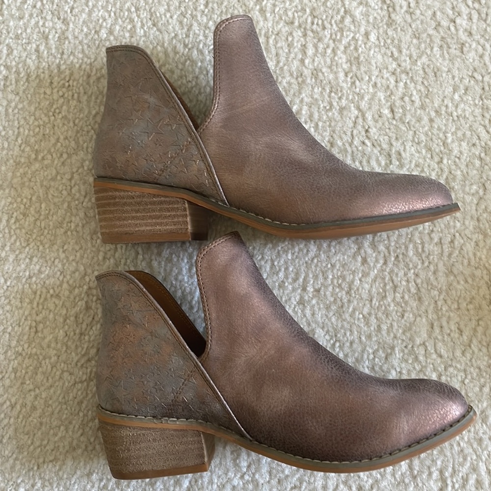 Boutique By Corkys Ankle Boots
